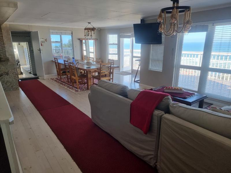 To Let 6 Bedroom Property for Rent in Outeniqua Strand Western Cape